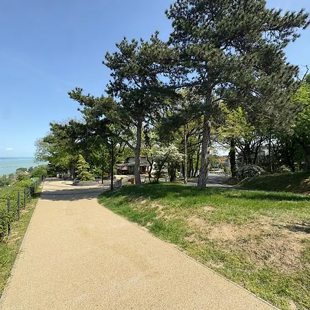 Edison 209 * Fonyód